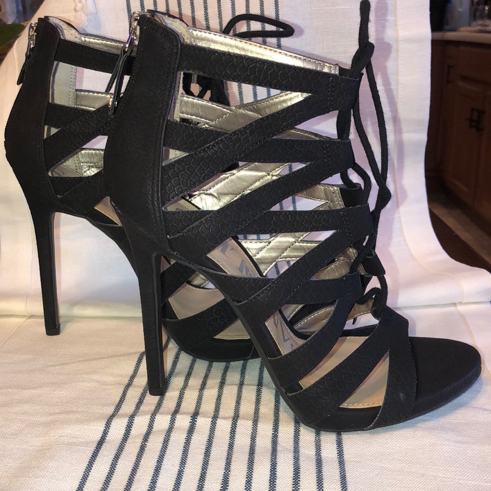 Sam & Libby Heels - Picture 5 of 11